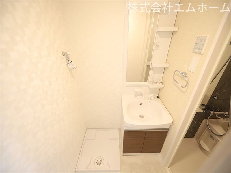 熱田神宮西駅 徒歩1分 2階の物件内観写真