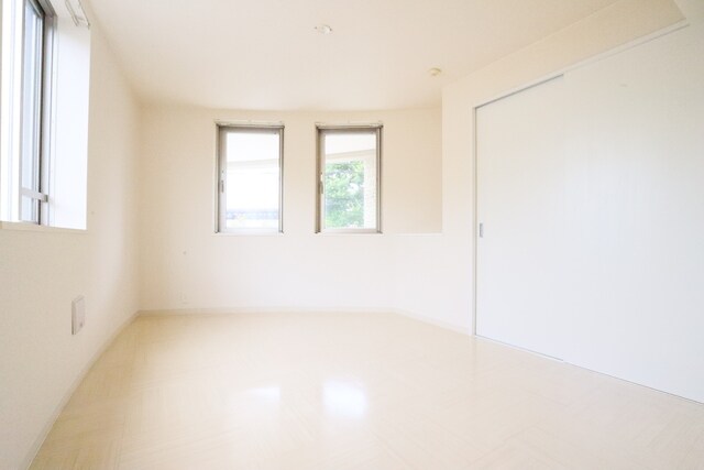 Ｅｃｒｕ　ｂｅｉｇｅの物件内観写真