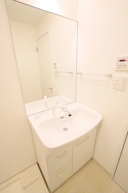 Ｅｃｒｕ　ｂｅｉｇｅの物件内観写真