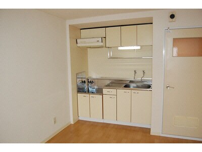 元町駅 徒歩7分 2階の物件内観写真