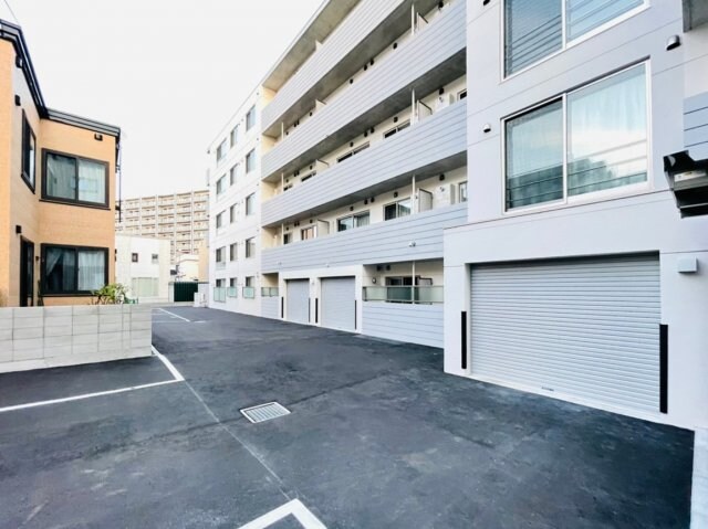 ピオネロ琴似の物件外観写真