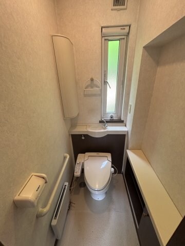 北湯沢　温泉付き戸建の物件内観写真