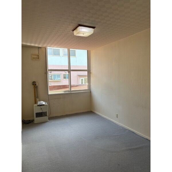 円山西町9丁目戸建の物件内観写真