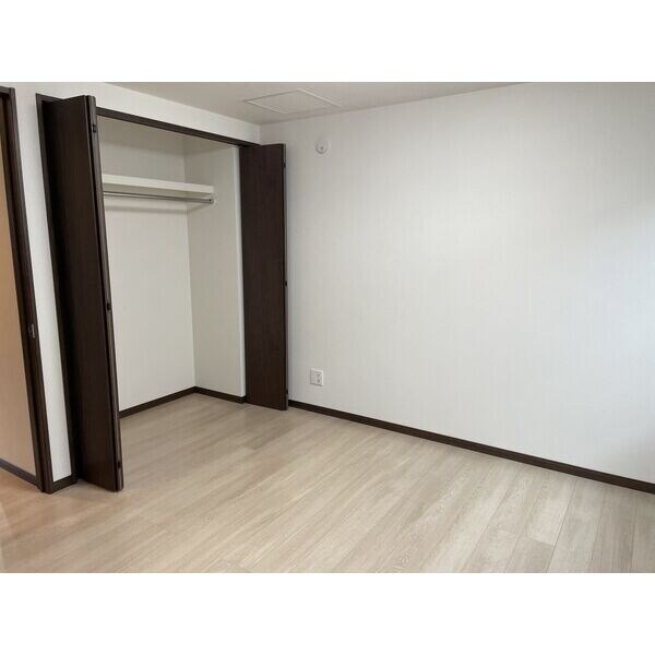 稲穂マンションDの物件内観写真