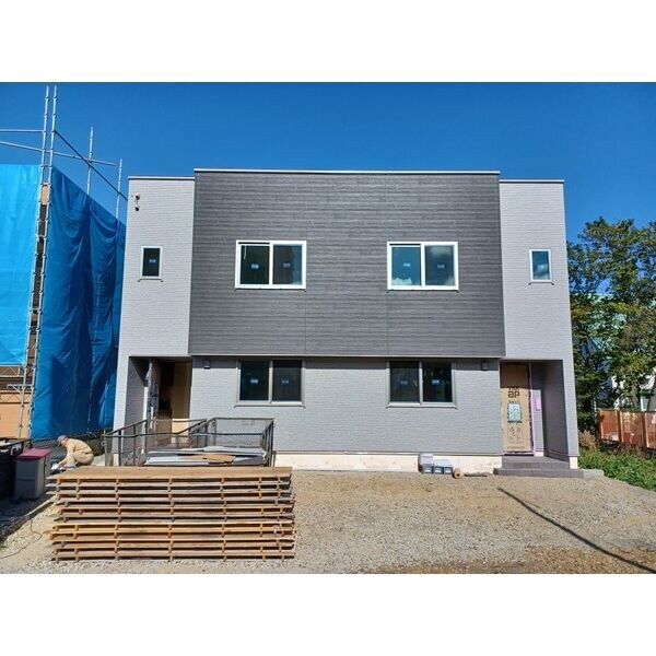 稲穂マンションDの物件外観写真