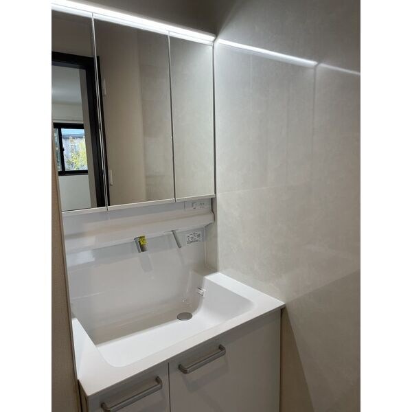 稲穂マンションDの物件内観写真