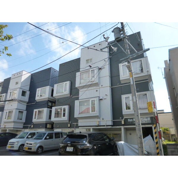 ベルメゾン琴似B棟の物件外観写真