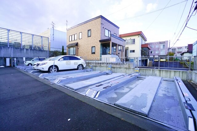 レジェンドコート琴似の物件外観写真