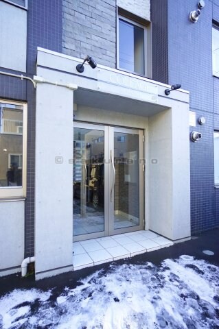 コラージュ琴似の物件外観写真