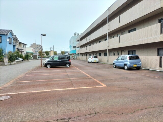 サンクレール南の物件外観写真