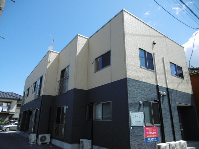 ブルージュの物件外観写真