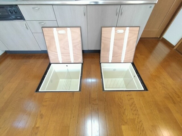 新潟駅 バス10分  山木戸３丁目下車：停歩4分 1階の物件内観写真