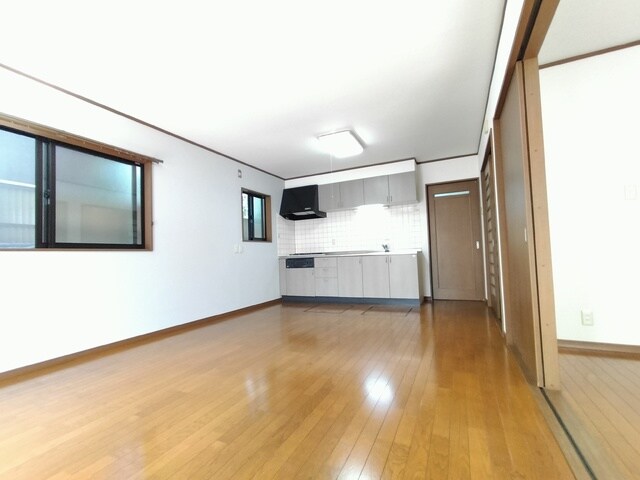 新潟駅 バス10分  山木戸３丁目下車：停歩4分 1階の物件内観写真