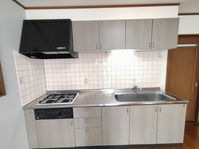 新潟駅 バス10分  山木戸３丁目下車：停歩4分 1階の物件内観写真