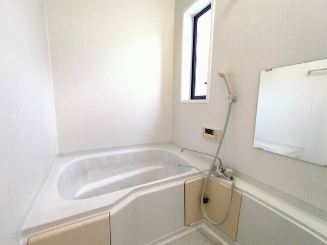 新潟駅 バス10分  山木戸３丁目下車：停歩4分 1階の物件内観写真