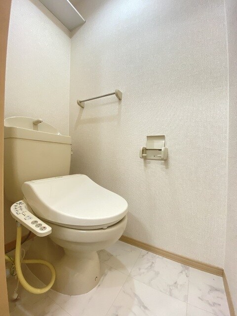 新潟駅 バス30分  向陽３丁目下車：停歩6分 2階の物件内観写真