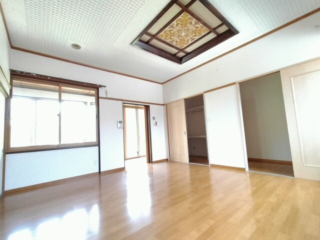 中山８丁目貸家の物件内観写真