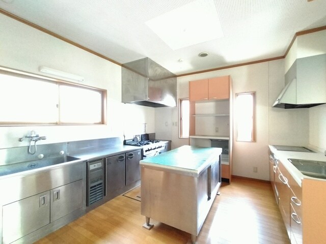 中山８丁目貸家の物件内観写真