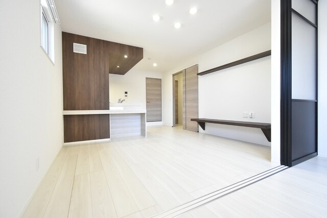 新潟駅 バス10分  新潟万代病院前下車：停歩13分 3階の物件内観写真