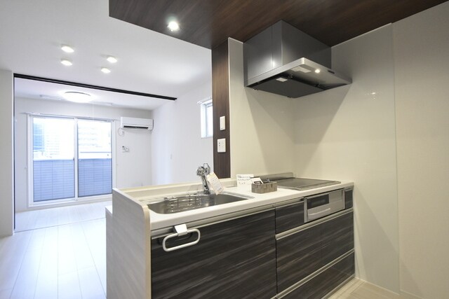 新潟駅 バス10分  新潟万代病院前下車：停歩13分 3階の物件内観写真