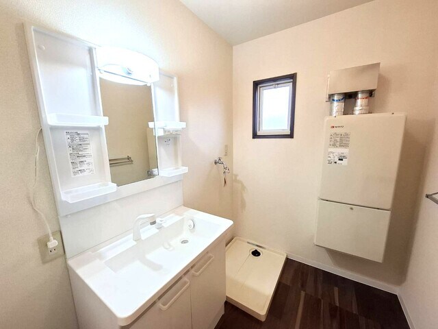 新潟駅 バス10分  中山５丁目下車：停歩3分 2階の物件内観写真