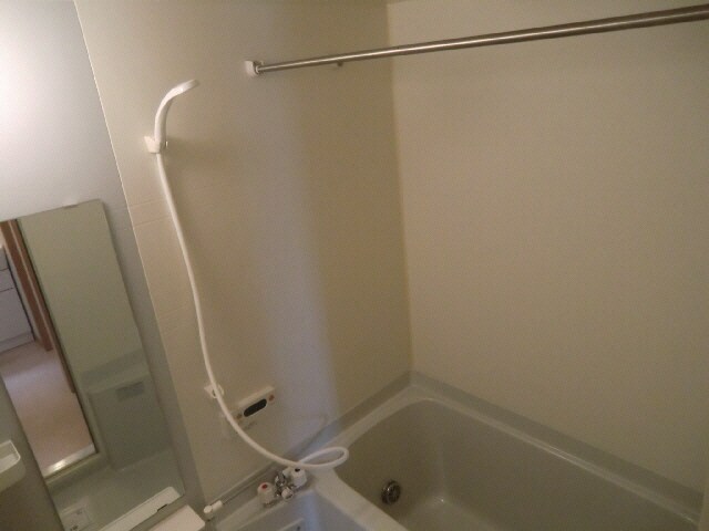 宇都宮駅 バス16分  楡木街道入り口下車：停歩6分 2階の物件内観写真