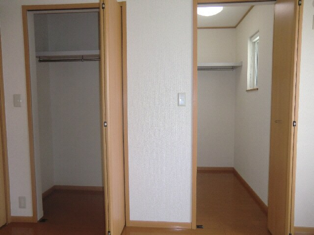 宇都宮駅 バス16分  楡木街道入り口下車：停歩6分 2階の物件内観写真