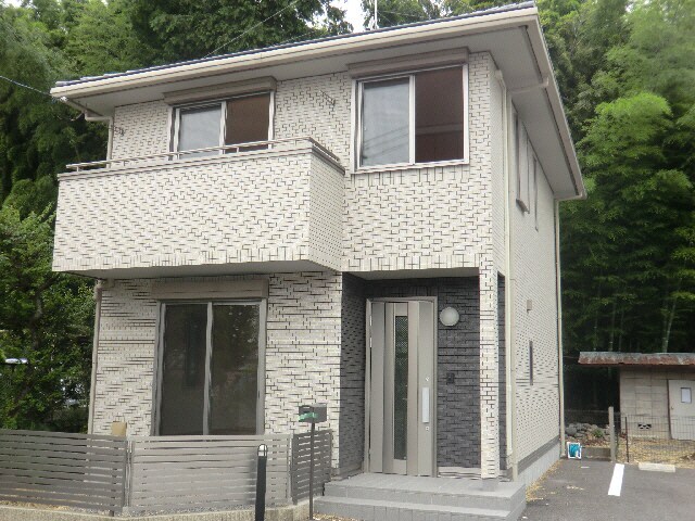 宇都宮駅 バス10分  今泉新町下車：停歩2分 1-2階の物件外観写真