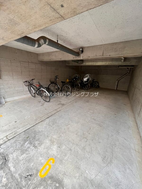 フォレストヒルズ成城の物件内観写真