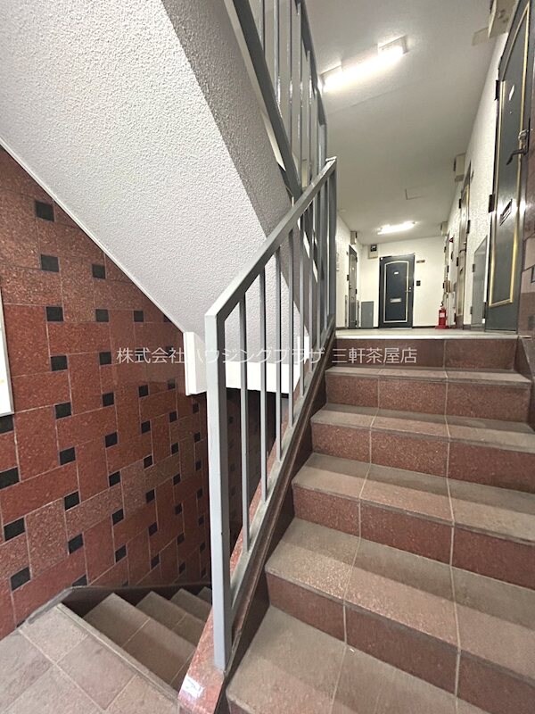 ストーンハイツの物件内観写真