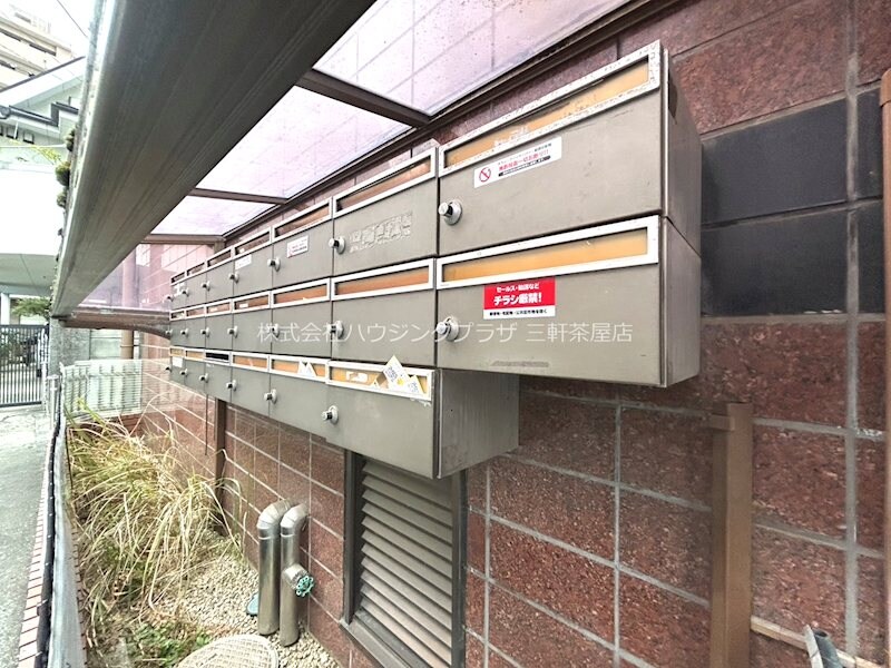 ストーンハイツの物件内観写真