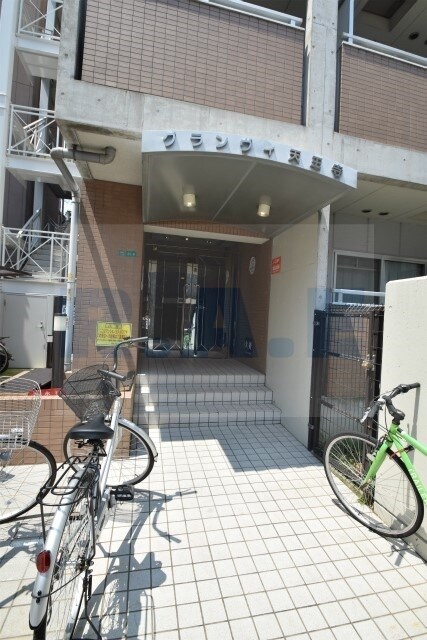 グランヴィ天王寺の物件外観写真