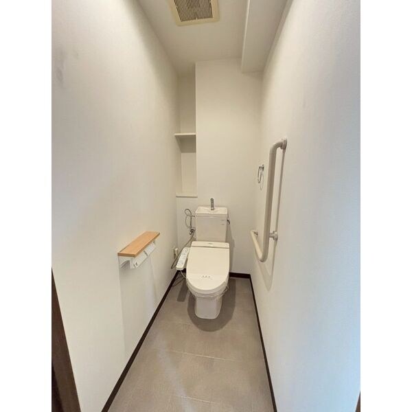 フォレスタ育和の物件内観写真