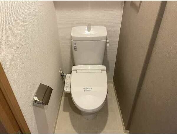 コンフォリア心斎橋EASTの物件内観写真