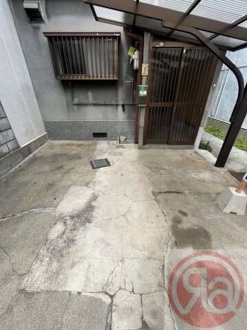 湯里1貸家の物件外観写真