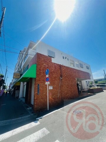 ドミール春光の物件外観写真