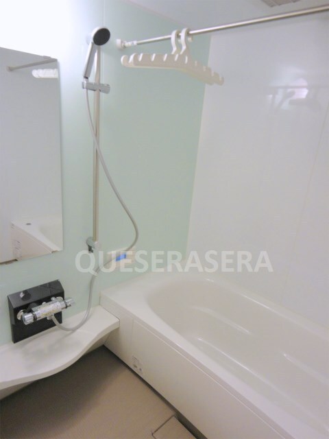 ＴＲＥＢＩＮＡ　ＡＹＡＫＡの物件内観写真