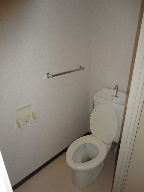 ＡＤＯＲＥＲの物件内観写真