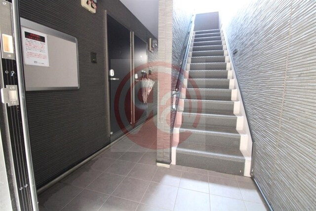 CRASTINE遠里小野の物件外観写真