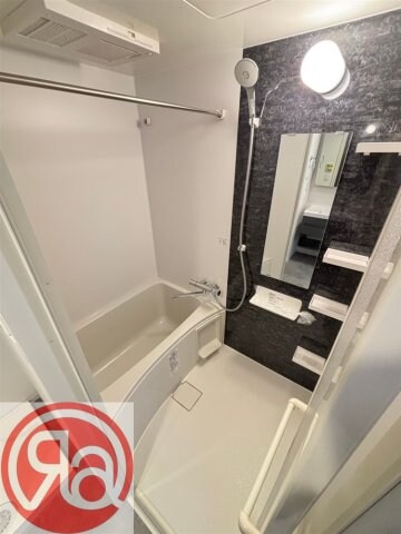 セレニテ難波ミラク参番館の物件内観写真