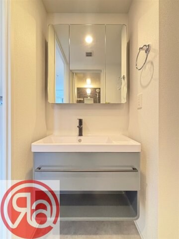 セレニテ難波ミラク参番館の物件内観写真