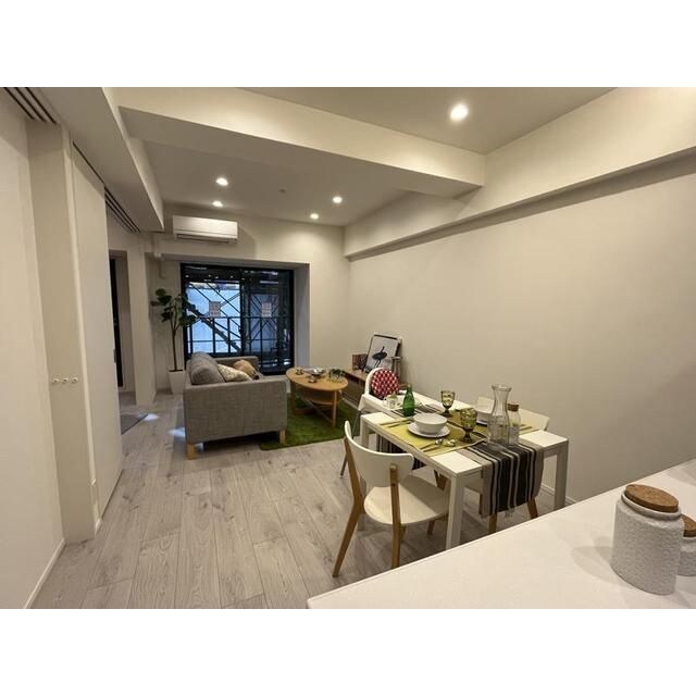 コンフォリア・リヴ谷町四丁目の物件内観写真