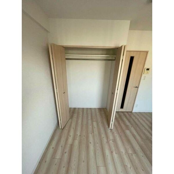 グランエクラ岸里の物件内観写真