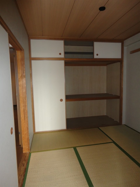 フォレスタ育和の物件内観写真