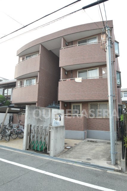 グランブルーの物件外観写真