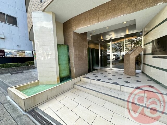 大阪プレステージアコモデーションの物件外観写真