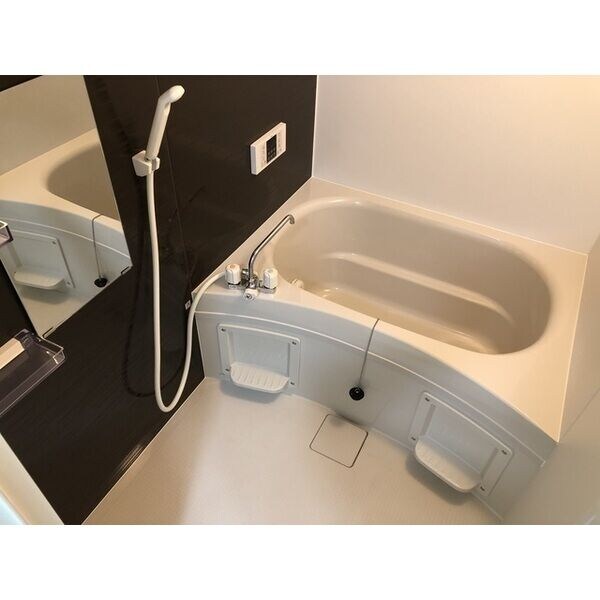 メゾンセレナの物件内観写真