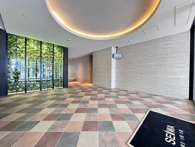 セイワパレス美章園駅前の物件外観写真