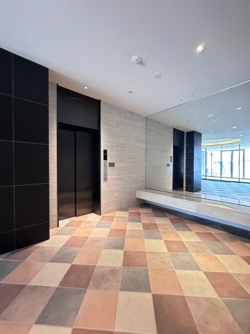 セイワパレス美章園駅前の物件外観写真