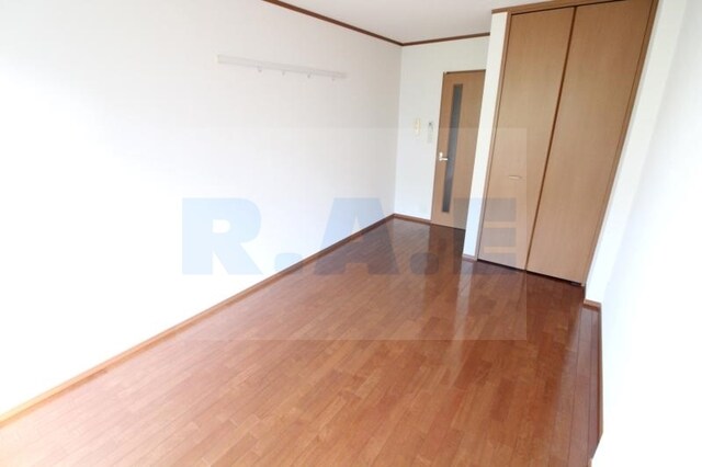 グローリー・11の物件内観写真